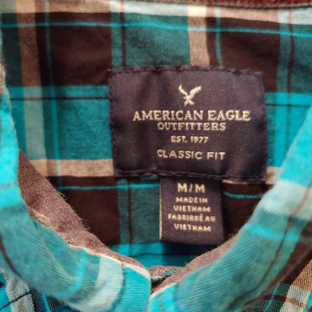 American Eagle men's long sleeve shirt. Medium